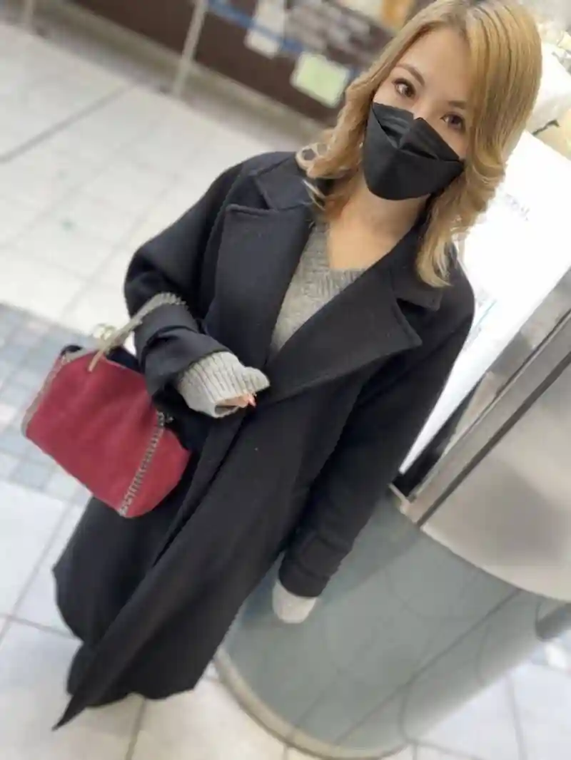 FC2-PPV-4756733 [Private shoot and review bonuses available] A beautiful quarter Russian married woman was in trouble, so we came to her rescue.