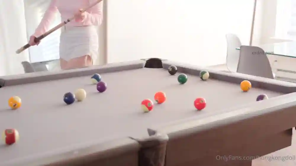 CUS-2571 hongkongdoll drama collection "She who lives together – Billiards"