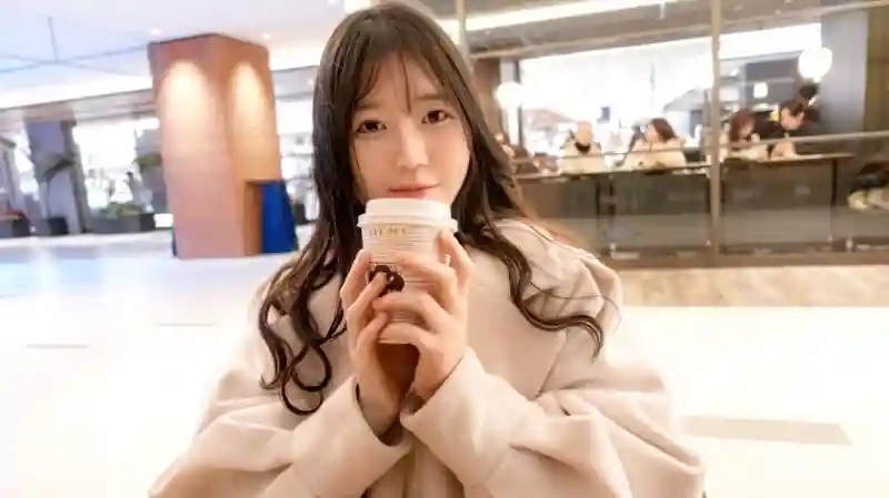 [UNCENSORED-LEAK] SIRO-5486 "A spunky girl working at a souvenir shop in Asakusa has applied! She speaks clearly and seems serious, but she has a super sensitive body and gets so turned on by just her nipples that she squirts like a flood! She's