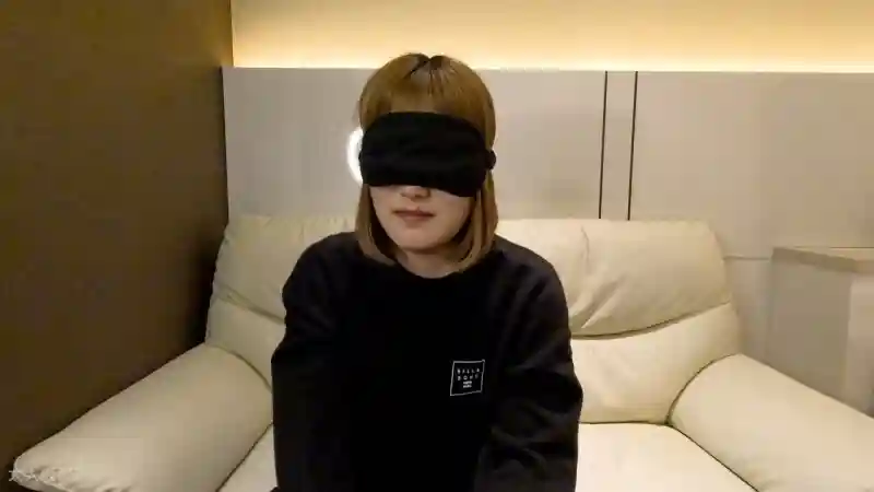 FC2-PPV-4687961 Nanami (18) The third time, I shot her in the mouth, in the vagina, and then in the mouth again, took pictures of her vagina with a speculum and an endoscope, and had her suck me while standing.