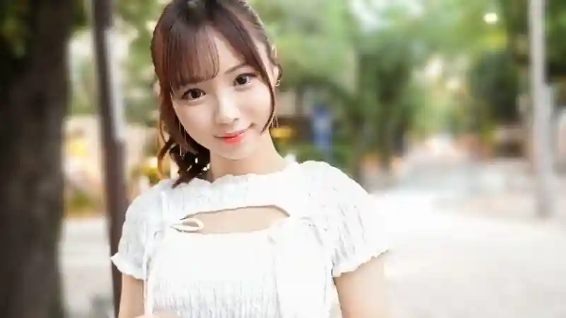 SIRO-5593 "The baby-faced beauty's secret weapon: huge nipples! Her squirting juices are like a sprinkler! But even that can't quench the flames of a man's rage!! [First shoot] Applying for AV online → AV experience shoot…": MGS