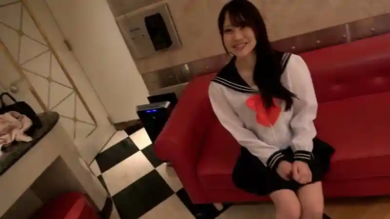 FC2-PPV-4540562 19 years old! Aoi-chan has an idol face and is full of charm!