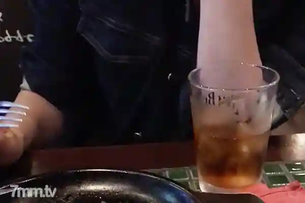 FC2-PPV-1134890 [Legal wife, 2 bonus videos included] I accompany my wife on a purchasing trip for her new workplace. When I insert my cock, she moans and cums. I force her to drink my thick semen.