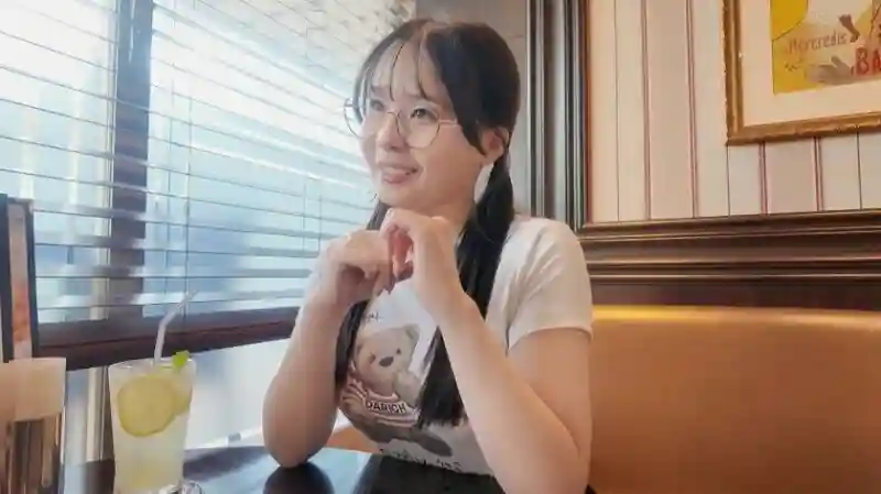 SIRO-5609 "The pinnacle of voluptuous body [Momo, 20 years old]. A man's devotion to intimate sex will leave you bewildered! The ultimate huggability! The pinnacle of the female body! [First shoot] Applying for AV online → AV experience shoot 24