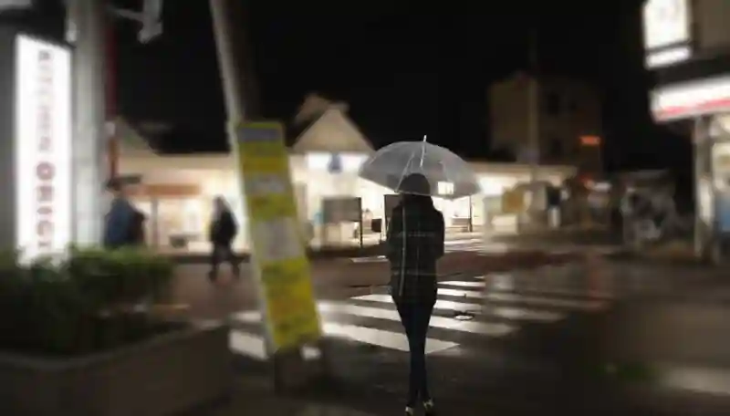 FC2-PPV-4827480 [Miraculous Busty Married Woman] A real married woman with such beauty!? Five years of sexless marriage and no patience left. A gentle, busty wife applies for the first time. Her land girl-like body goes wild with high-speed thrusts. 3 con